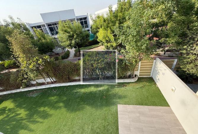 94016382 - Property Image 3