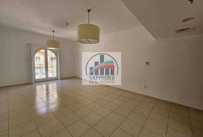 90065983 - Property Image 2
