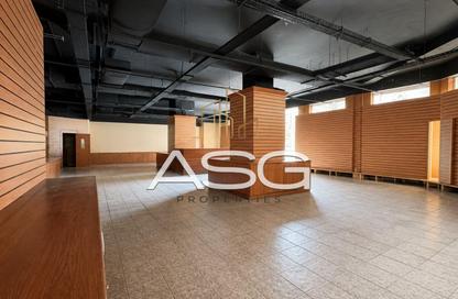 Shop - Studio - 1 Bathroom for rent in Al Etihad Building - Port Saeed - Deira - Dubai