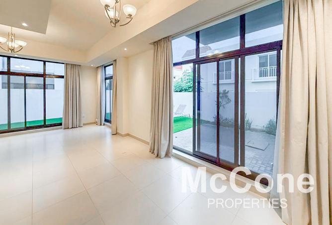 74237167 - Property Image 3