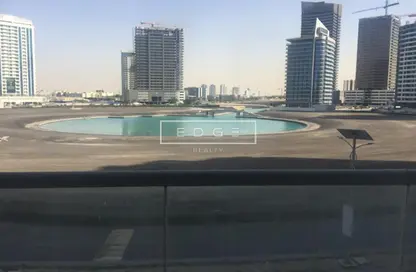 شقة - غرفة نوم - 2 حمامات للايجار في تفريعة القنال 1 - أبراج الجولف - مدينة دبي الرياضية - دبي