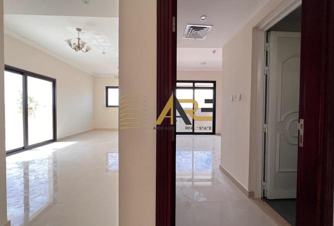 67834207 - Property Image 2