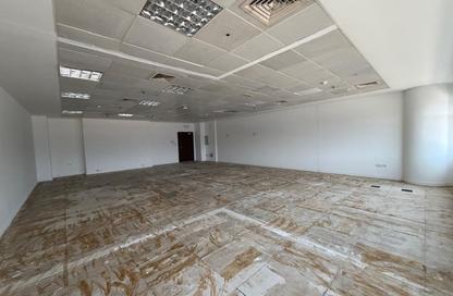 Office Space - Studio - 1 Bathroom for rent in Al Garhoud - Dubai