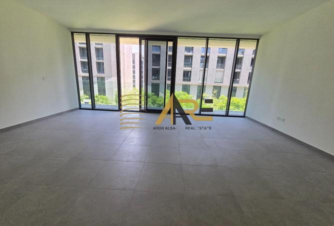 102418277 - Property Main Image