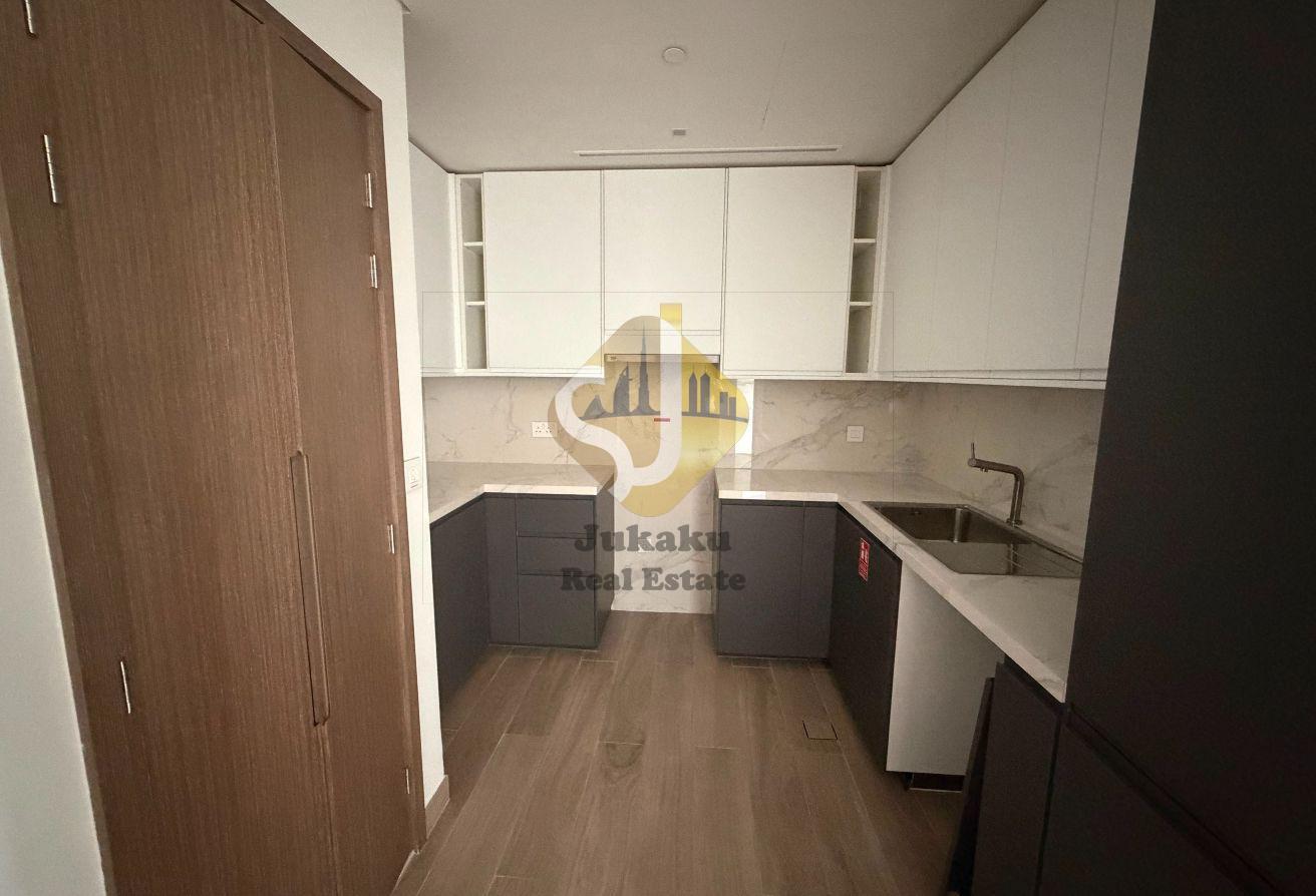 Resort Style | 1BED | Well Maintained | Spacious photo 6