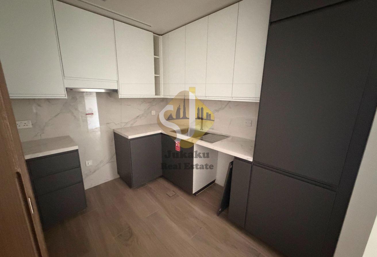 Resort Style | 1BED | Well Maintained | Spacious photo 5