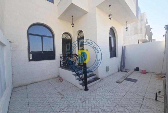 72304816 - Property Image 2