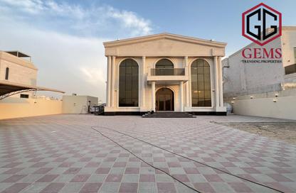 Villa - 5 - 6 for rent in Al Aweer 1 - Al Aweer - Dubai Villa - 5 - 6 for rent in Al Aweer 1 - Al Aweer - Dubai