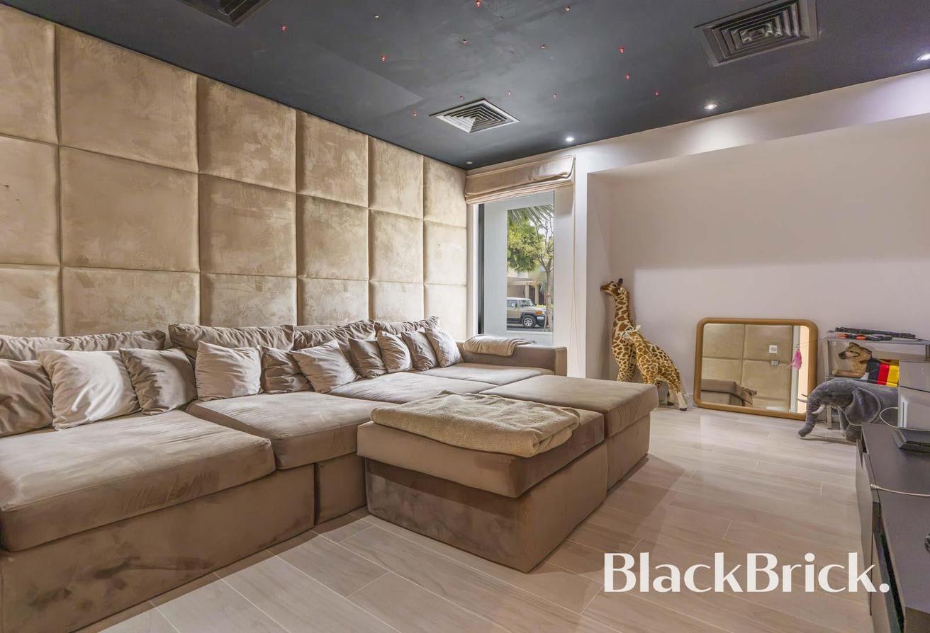 Exclusive | Fully Upgraded | Golf Course View photo 17
