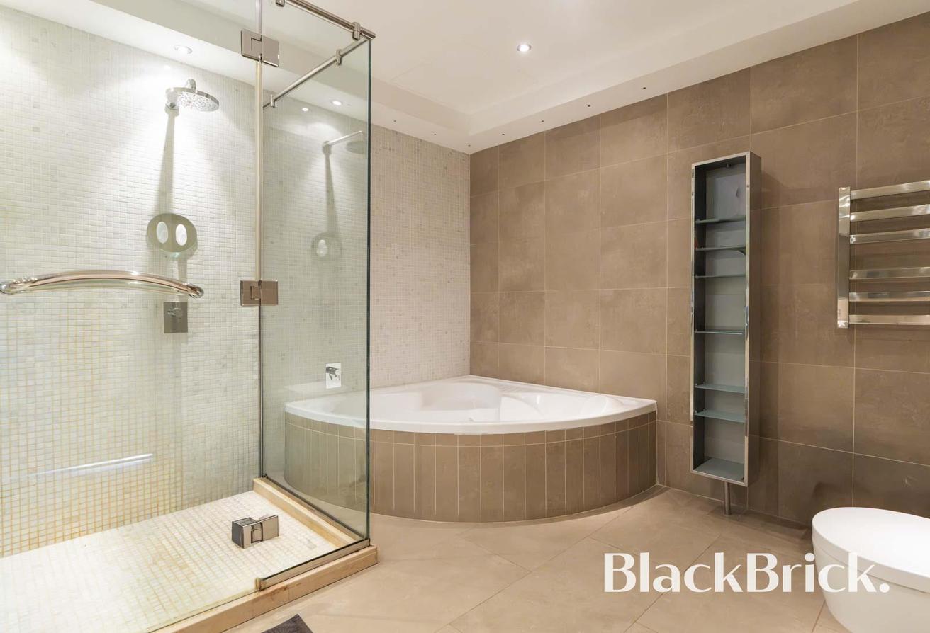Exclusive | Fully Upgraded | Golf Course View photo 22