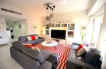 شقة - 2 غرف نوم - 3 حمامات للايجار في رمال 1 - رمال - جميرا بيتش ريزيدنس - دبي شقة - 2 غرف نوم - 3 حمامات للايجار في رمال 1 - رمال - جميرا بيتش ريزيدنس - دبي