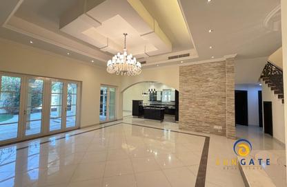 Villa - 5 Bedrooms - 5 Bathrooms for rent in The Centro - The Villa - Dubai