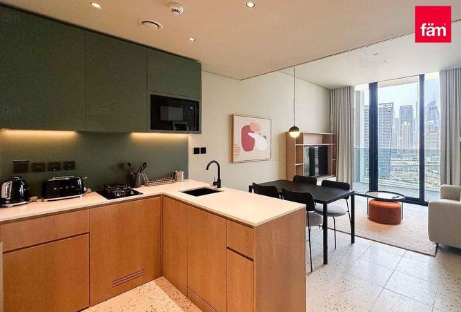 Mid Floor | Vacant | Fully Furnished