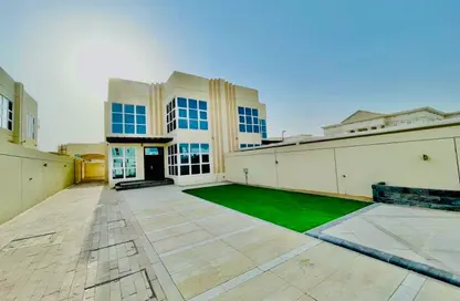 فيلا - 4 غرف نوم - 6 حمامات للايجار في براشي - البادي - الشارقة فيلا - 4 غرف نوم - 6 حمامات للايجار في براشي - البادي - الشارقة