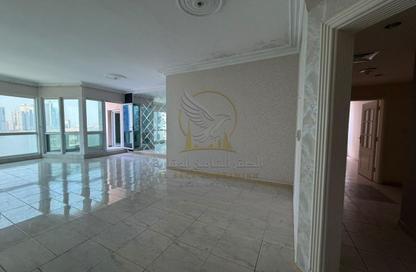 Apartment - 3 - 4 for rent in Al Majaz 2 - Al Majaz - Sharjah Apartment - 3 - 4 for rent in Al Majaz 2 - Al Majaz - Sharjah