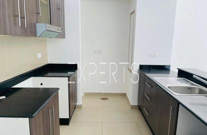Apartment - 1 - 2 for rent in Tower 18 - Al Reef Downtown - Al Reef - Abu Dhabi