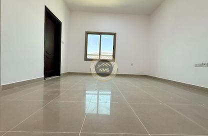 Apartment - Studio - 1 Bathroom for rent in Al Mushrif Villas - Al Mushrif - Abu Dhabi