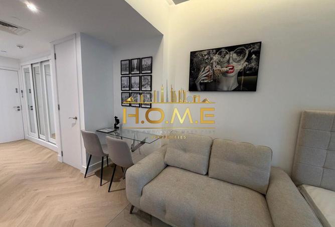 98268330 - Property Image 3