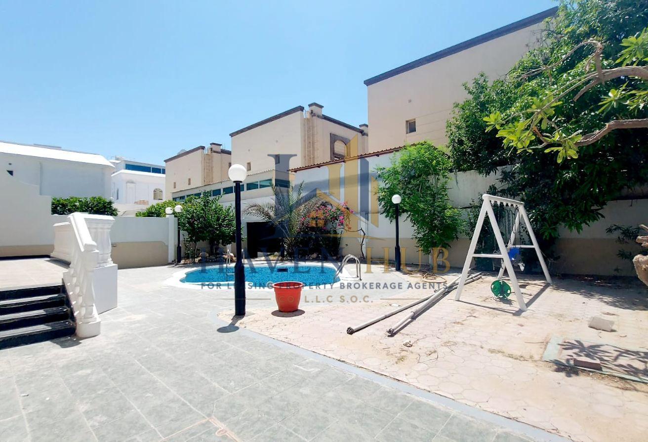 5 BR Villa in Jumeirah | Private Pool | 10012 Sqft photo 6
