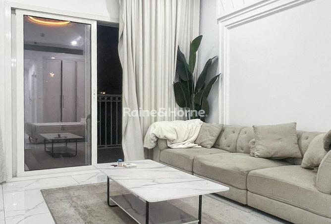 123832009 - Property Image 2