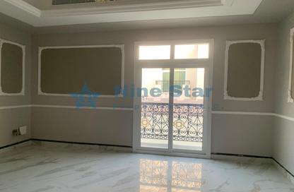 Villa - 6 Bedrooms - 6 Bathrooms for rent in Umm Suqeim 1 Villas - Umm Suqeim 1 - Umm Suqeim - Dubai