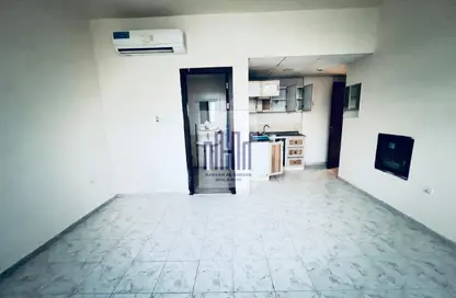 Apartment - Studio - 1 Bathroom for rent in Fire Station Road - Muwaileh - Sharjah