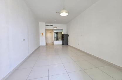 Apartment - Studio - 1 Bathroom for rent in Palm Views East - Palm Views - Palm Jumeirah - Dubai