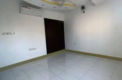 Apartment - 2 Bedrooms - 2 Bathrooms for rent in Al Jurf 2 - Al Jurf - Ajman Downtown - Ajman