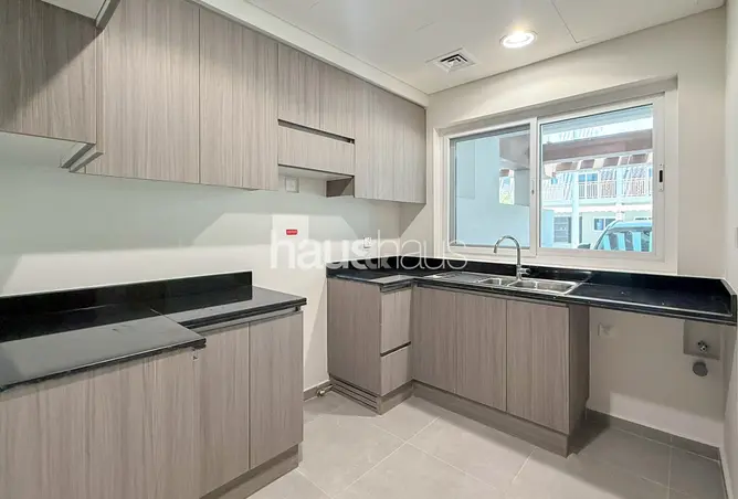 146422300 - Property Image 2