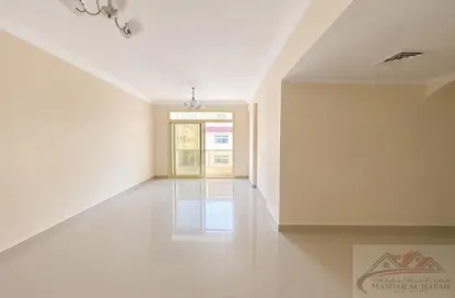 Apartment - 2 Bedrooms - 3 Bathrooms for rent in Muweileh Community - Muwaileh Commercial - Sharjah
