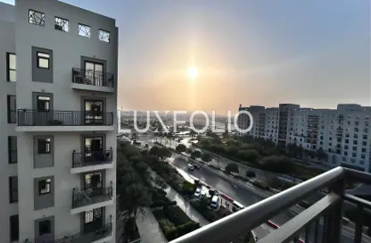 Apartment - 3 Bedrooms - 4 Bathrooms for sale in Zahra Apartments 1B - Zahra Apartments 1 - Zahra Apartments - Town Square - Dubai
