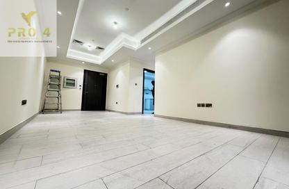 Apartment - 3 - 4 for rent in Electra Street - Abu Dhabi