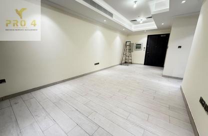 Apartment - 3 - 4 for rent in Electra Street - Abu Dhabi