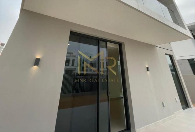 73864232 - Property Image 2