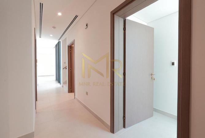 73864232 - Property Image 2