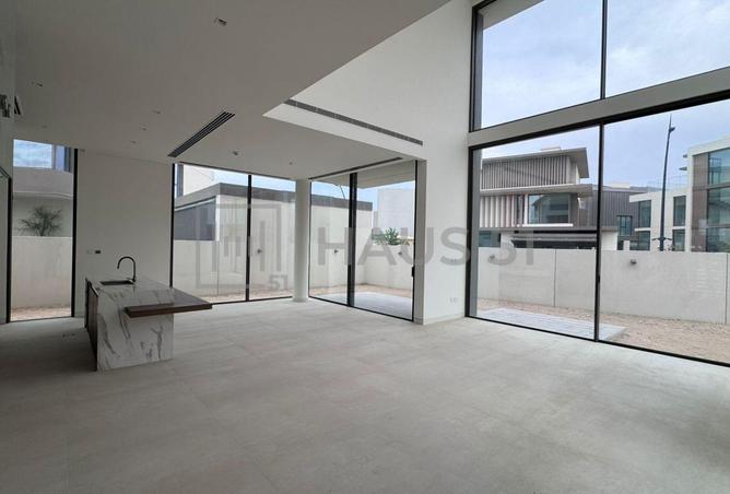 74231518 - Property Image 2