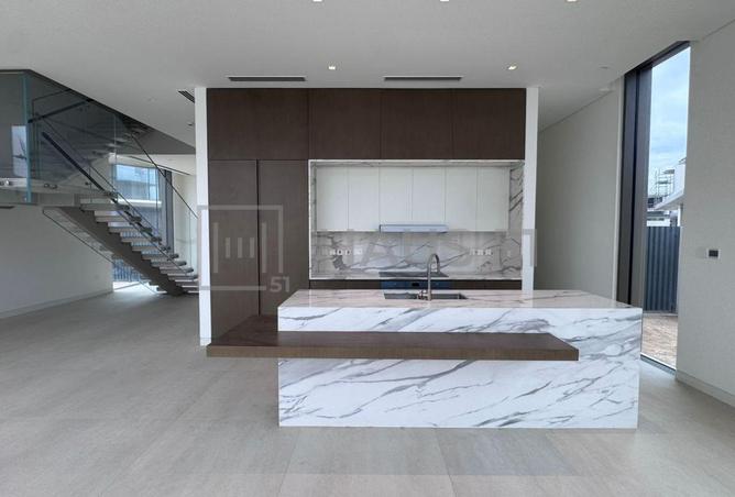 74231518 - Property Image 3