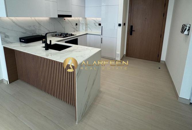 71111363 - Property Image 2