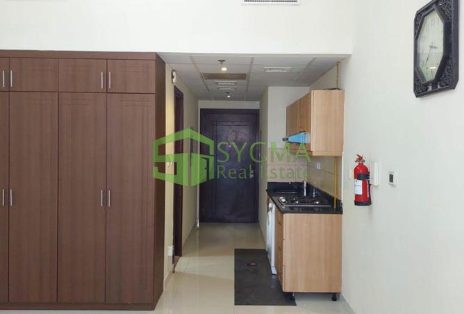 72305810 - Property Image 2