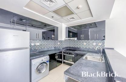 Apartment - 1 Bedroom - 2 Bathrooms for rent in Botanica Tower - Dubai Marina - Dubai