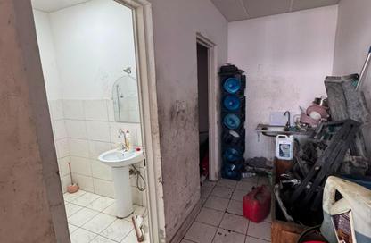 Apartment - 1 Bedroom - 1 Bathroom for rent in Industrial Area 18 - Sharjah Industrial Area - Sharjah