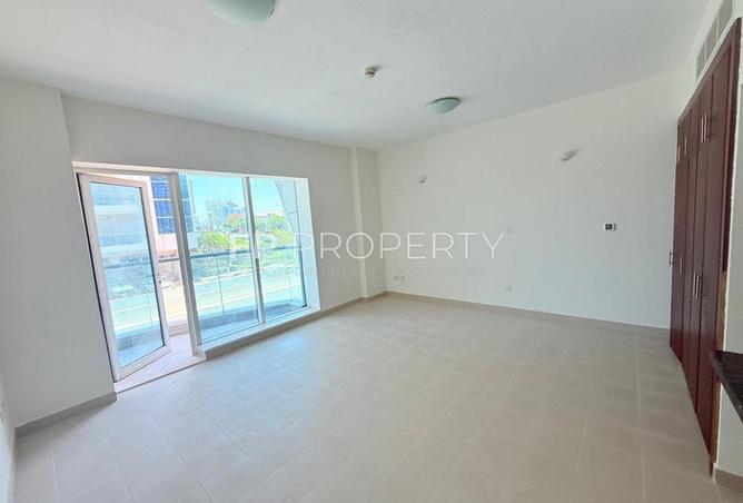 111403419 - Property Image 2
