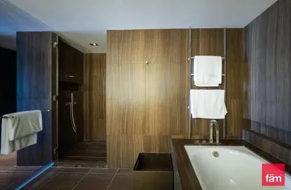 Apartment - 1 Bedroom - 2 Bathrooms for rent in Armani Residence - Burj Khalifa Area - Downtown Dubai - Dubai