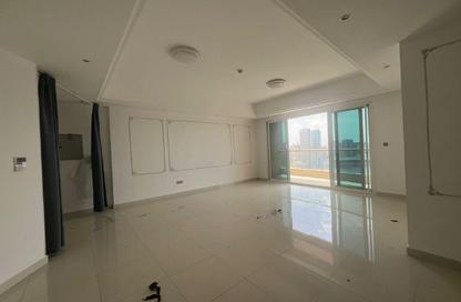 Apartment - 3 Bedrooms - 5 Bathrooms for rent in SBS Al Khan - Al Khan - Sharjah