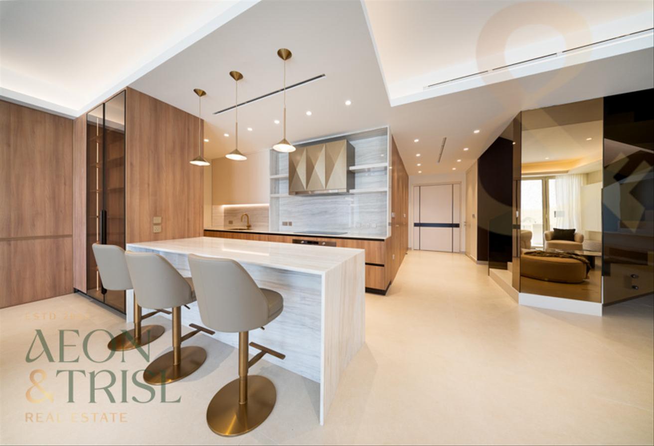 Fully Renovated | Direct Beach Access | Sea View photo 10