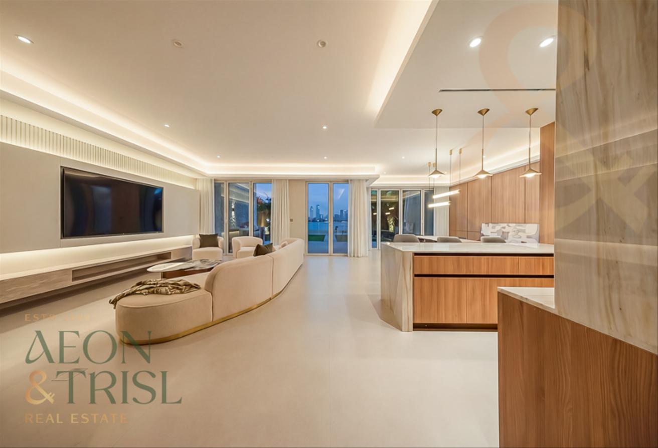 Fully Renovated | Direct Beach Access | Sea View photo 7
