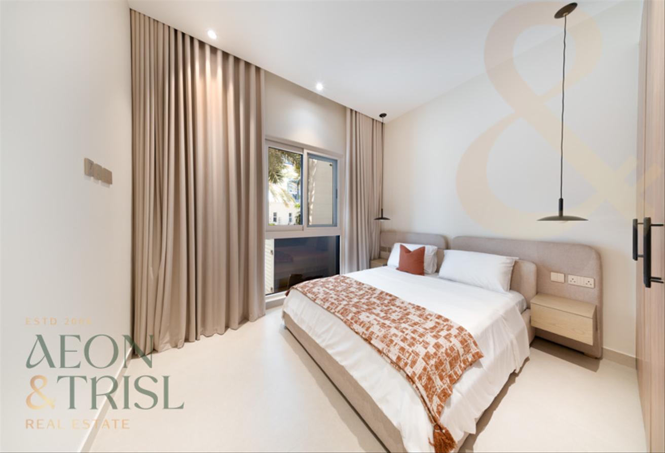 Fully Renovated | Direct Beach Access | Sea View photo 14
