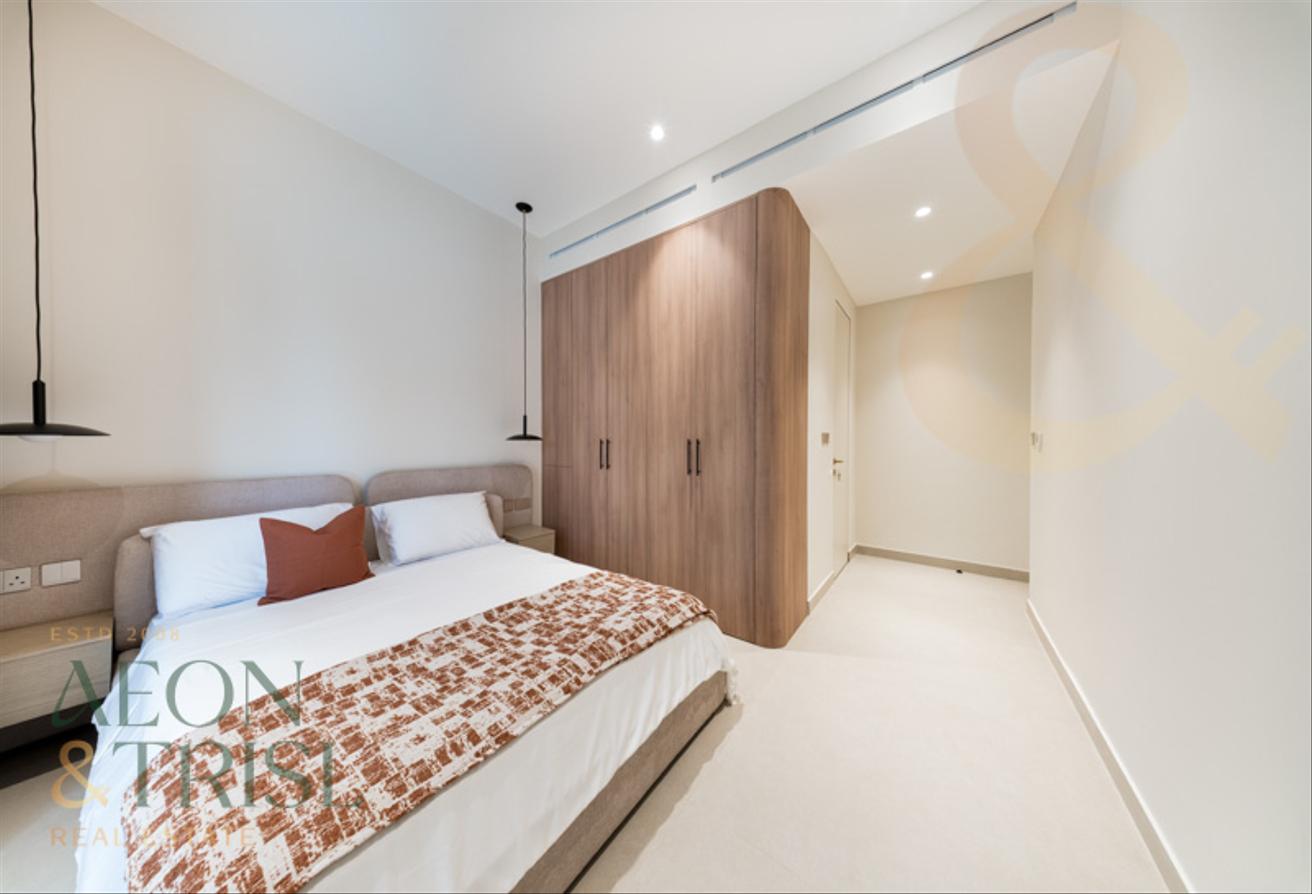 Fully Renovated | Direct Beach Access | Sea View photo 15
