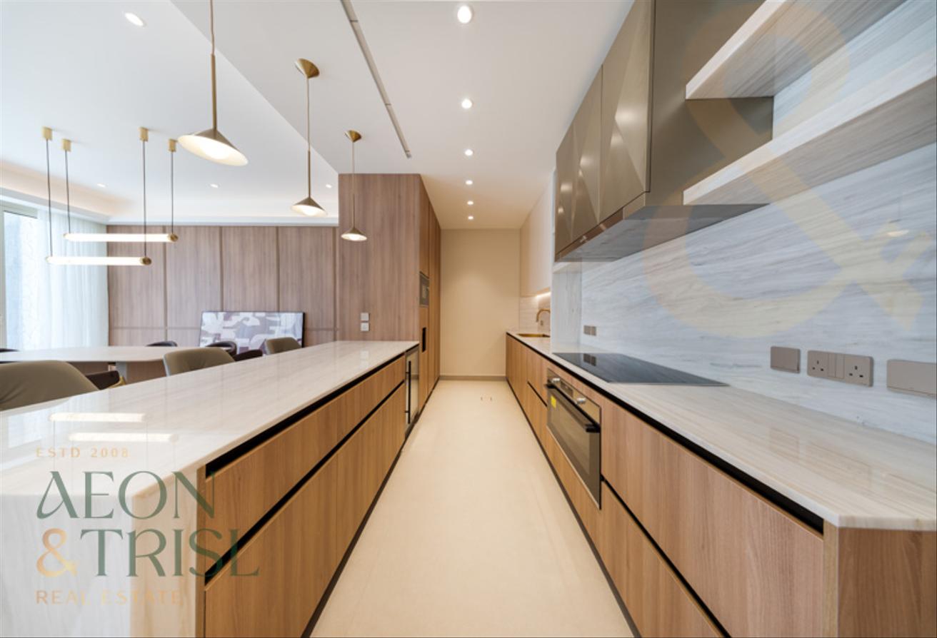 Fully Renovated | Direct Beach Access | Sea View photo 11