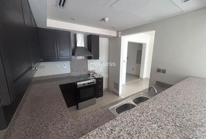 122470698 - Property Image 3